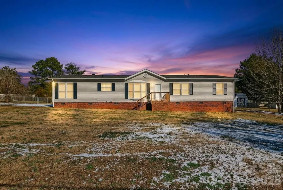 Unit for sale at 1118 Old Willis School Road, Dallas, NC 28034