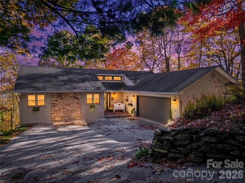 Unit for sale at 110 Spring Path, Hendersonville, NC 28739