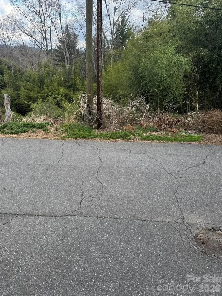 Unit for sale at 38 Belleair Road, Asheville, NC 28806