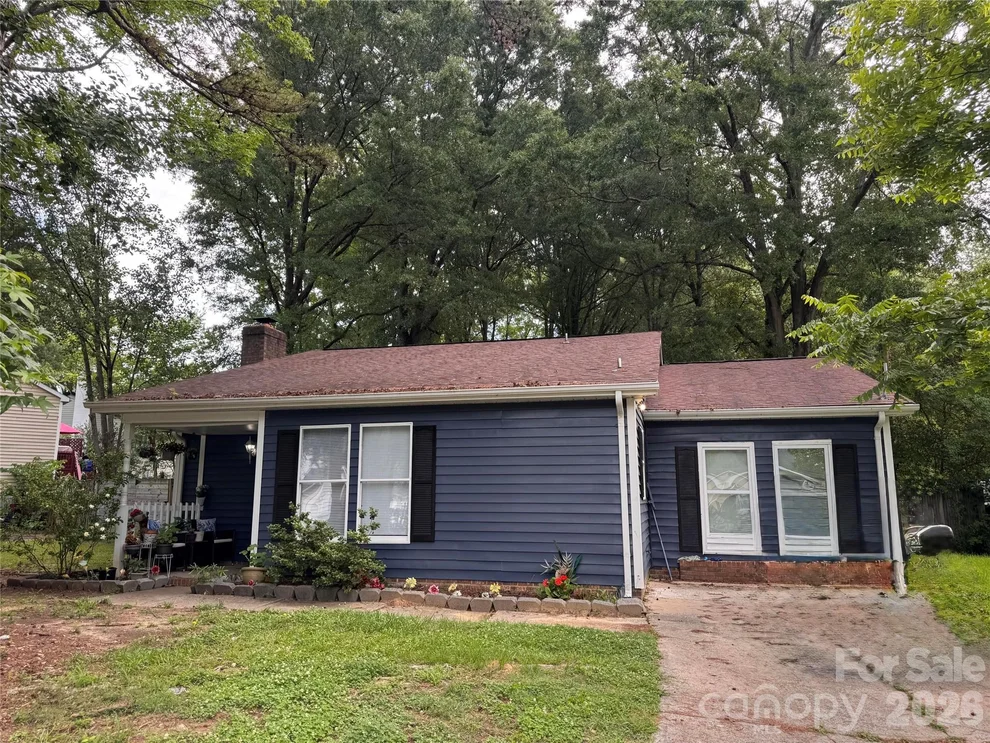 Unit for sale at 4509 Gaynelle Drive, Charlotte, NC 28215
