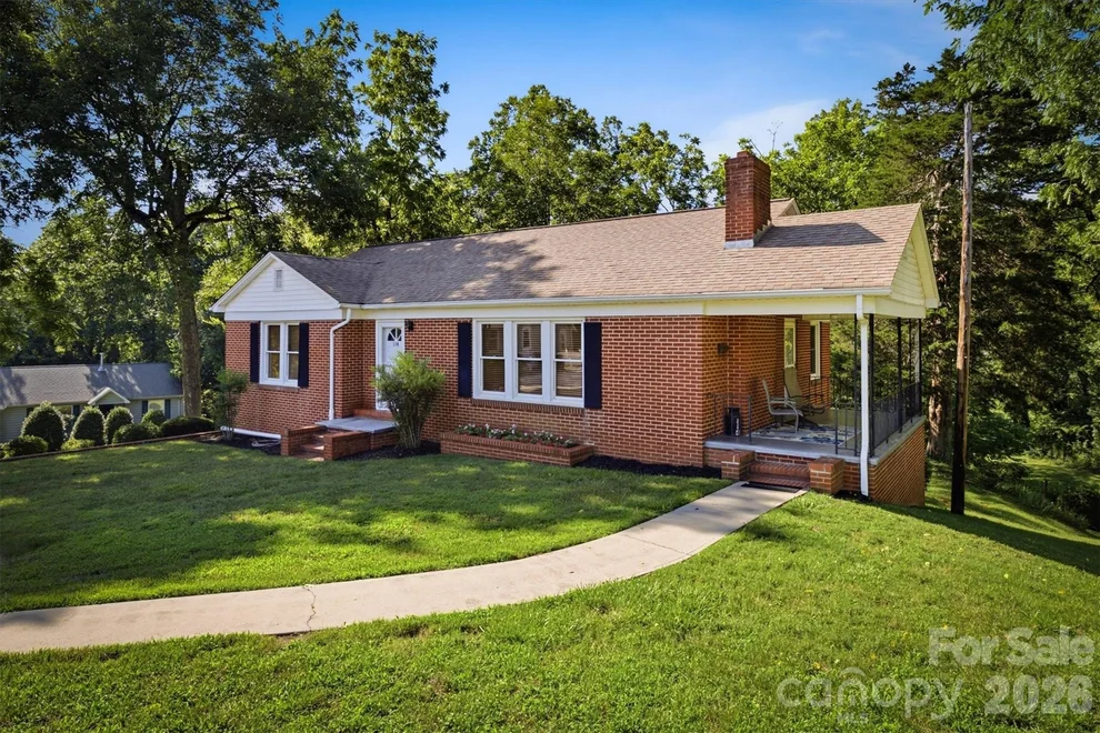 Unit for sale at 114 Harris Drive, Morganton, NC 28655