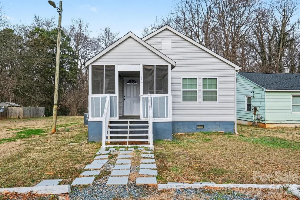 Unit for sale at 9501 Misenheimer Road, Charlotte, NC 28215