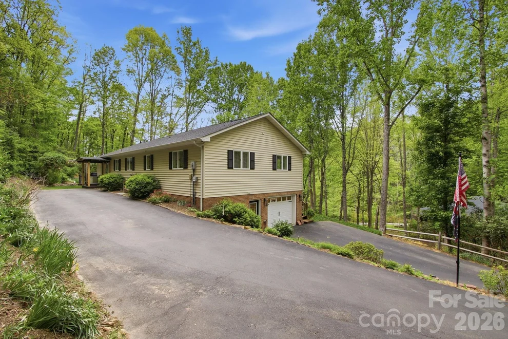 Unit for sale at 648 Cool Woods Drive, Boone, NC 28607
