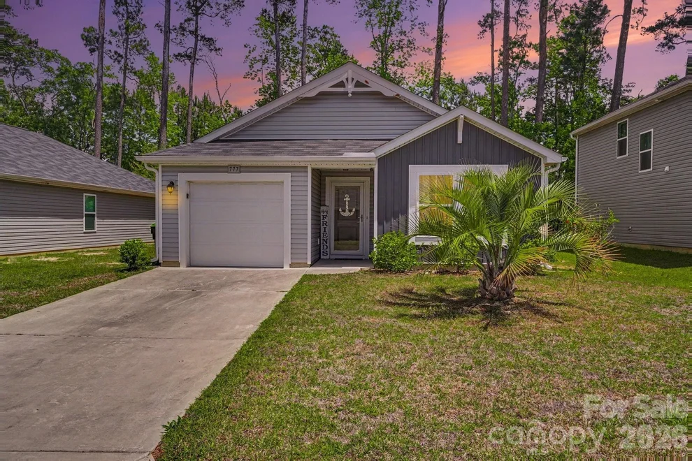 Unit for sale at 777 Landmark Cove, Calabash, NC 28467