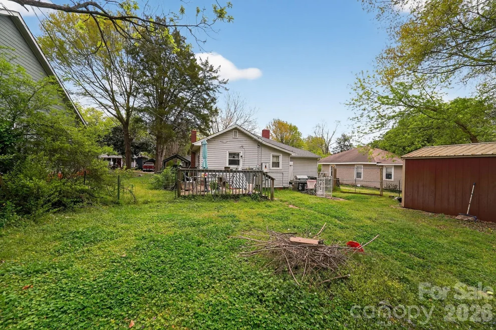 Unit for sale at 1043 Wellman Street, Gastonia, NC 28054