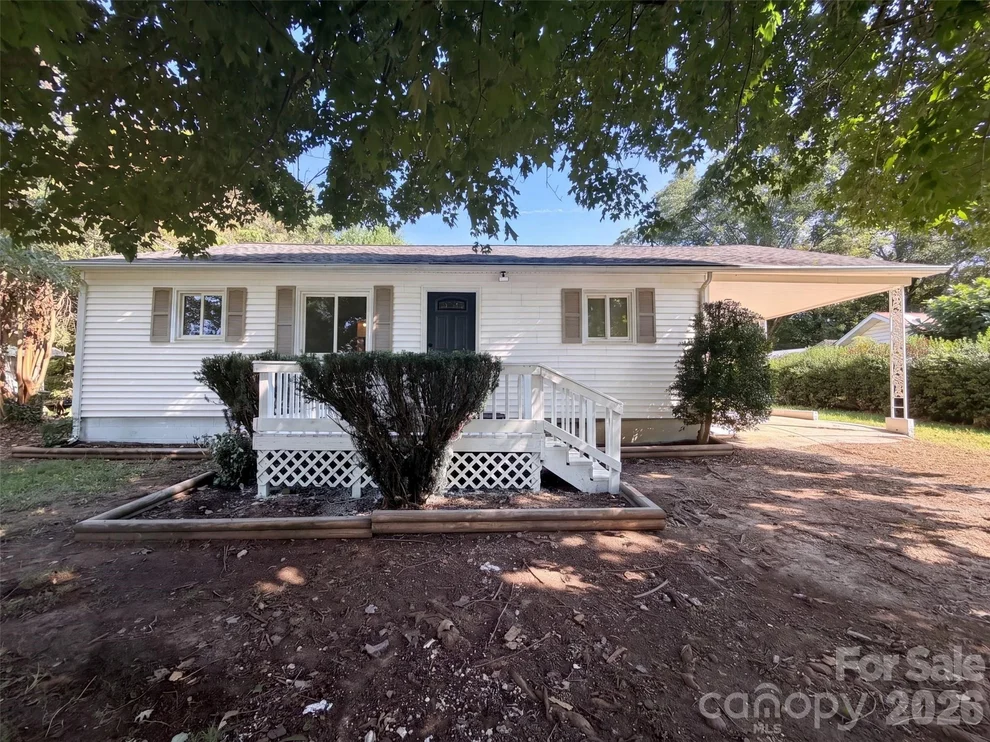 Unit for sale at 131 Highland Point Avenue, Harmony, NC 28634