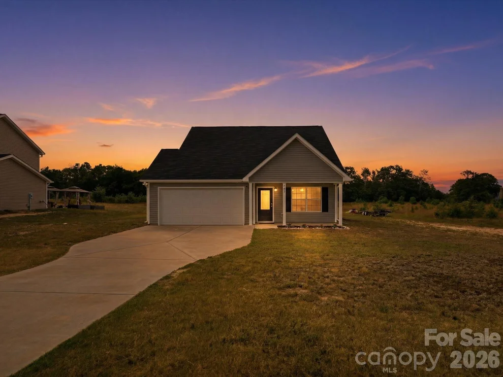 Unit for sale at 981 Airport Road, Pageland, SC 29728