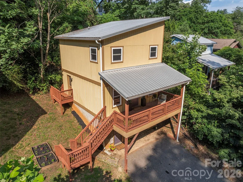 Unit for sale at 420 State Street, Asheville, NC 28806
