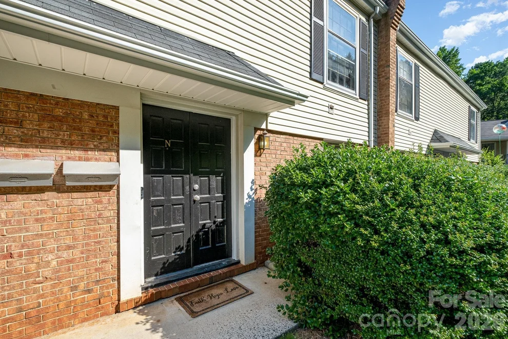 Unit for sale at 4609 Coronado Drive, Charlotte, NC 28212