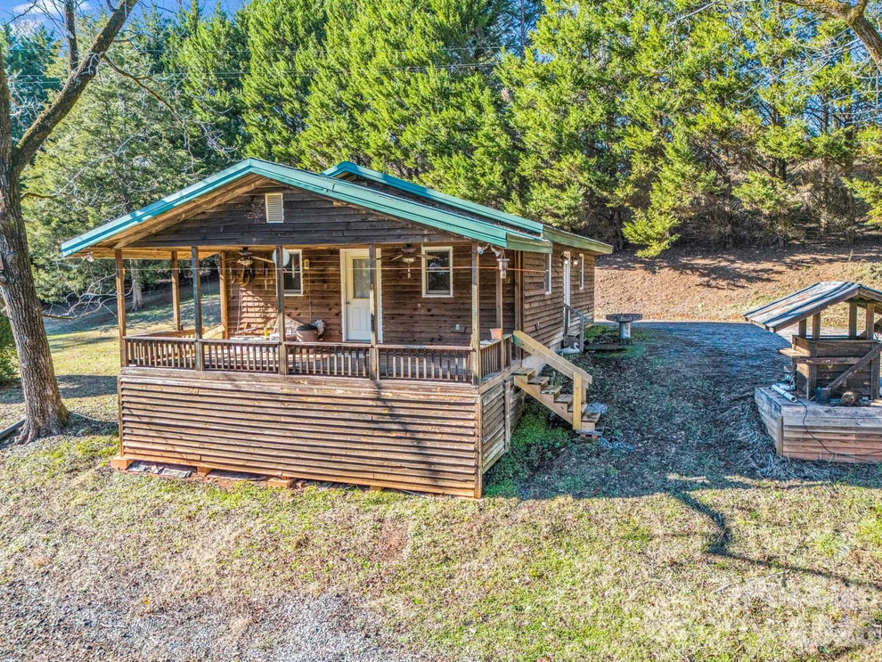 Unit for sale at 650 Smith Waldrop Road, Columbus, NC 28722