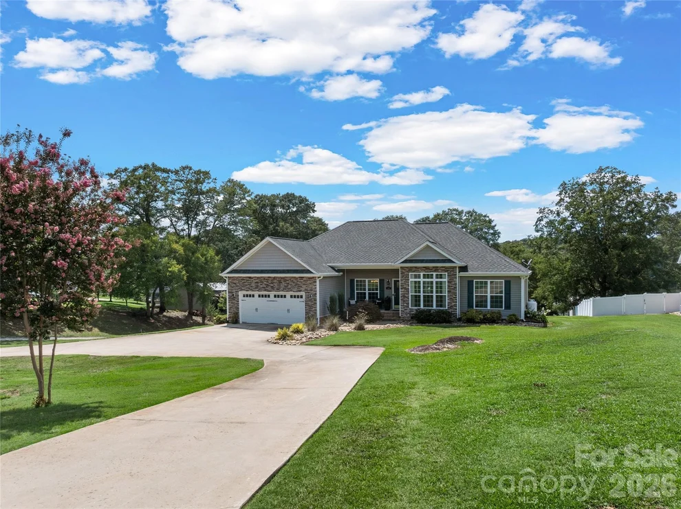 Unit for sale at 105 Michelle Drive, Chesnee, SC 29323