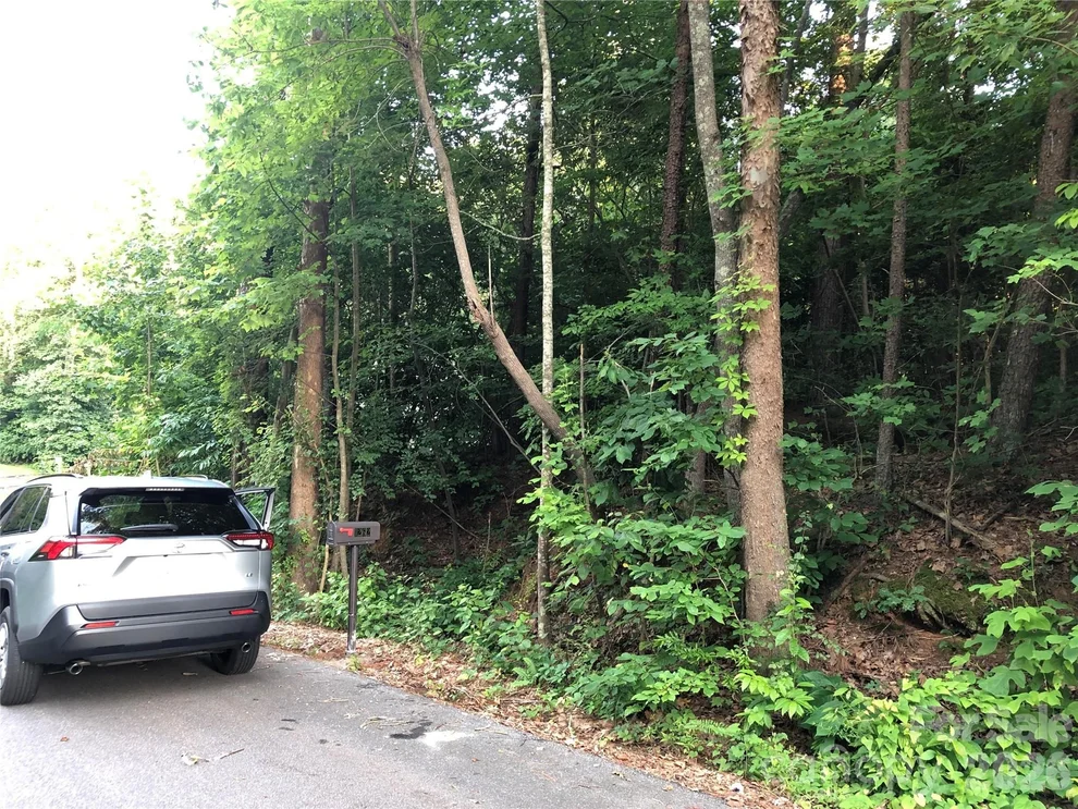 Unit for sale at 1262 E I Street, Newton, NC 28658
