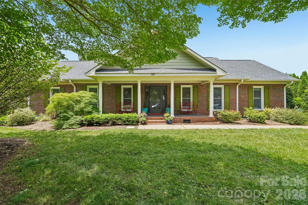 Unit for sale at 320 Canvasback Road, Mooresville, NC 28117