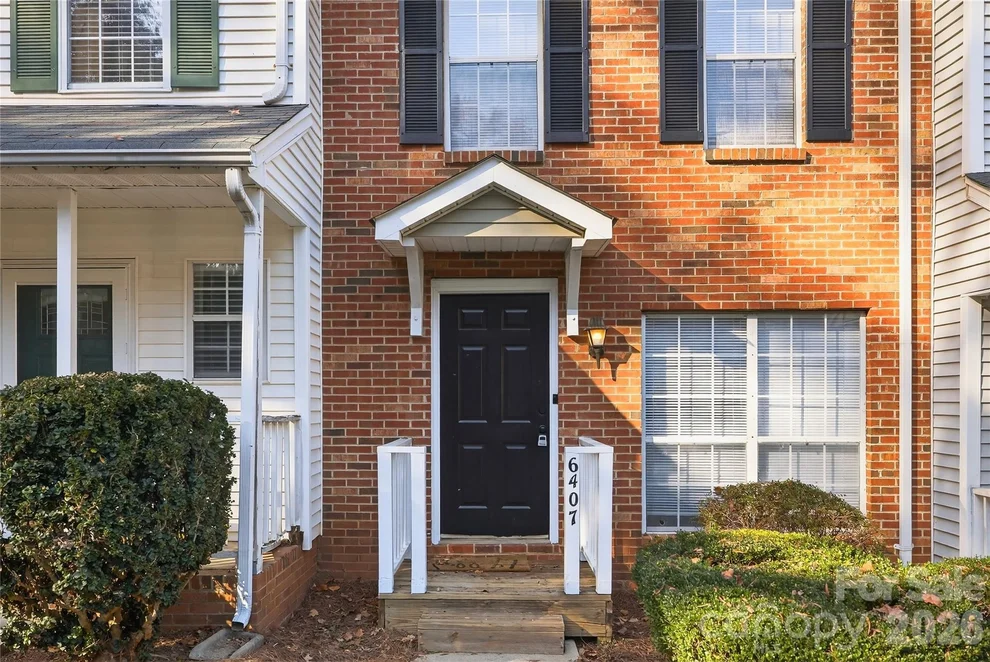 Unit for sale at 6407 Windsor Gate Lane, Charlotte, NC 28215