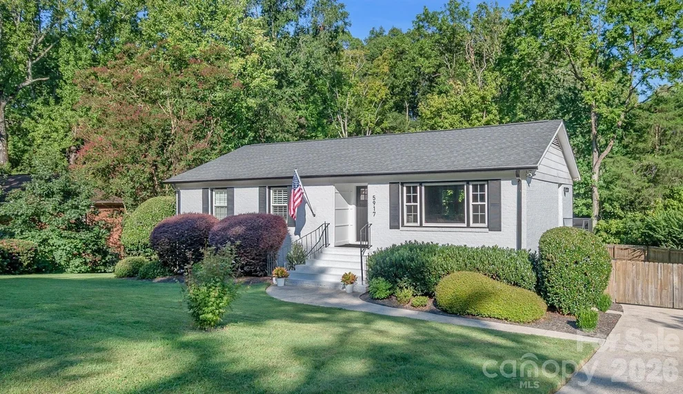 Unit for sale at 5917 Doncaster Drive, Charlotte, NC 28211