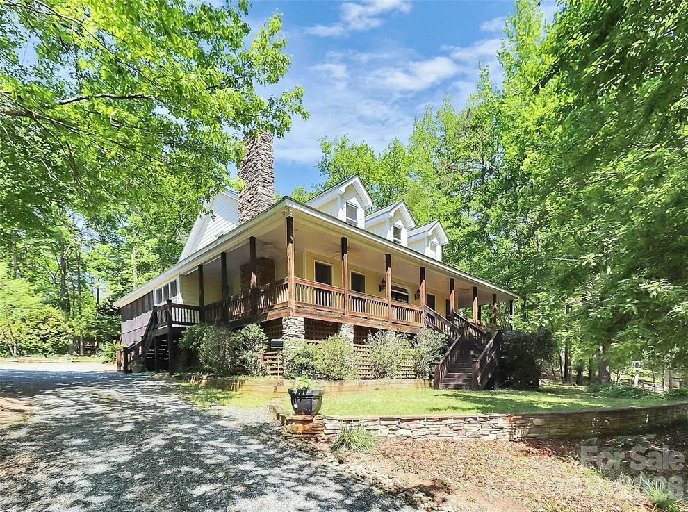 Unit for sale at 729 Lochaven Road, Waxhaw, NC 28173
