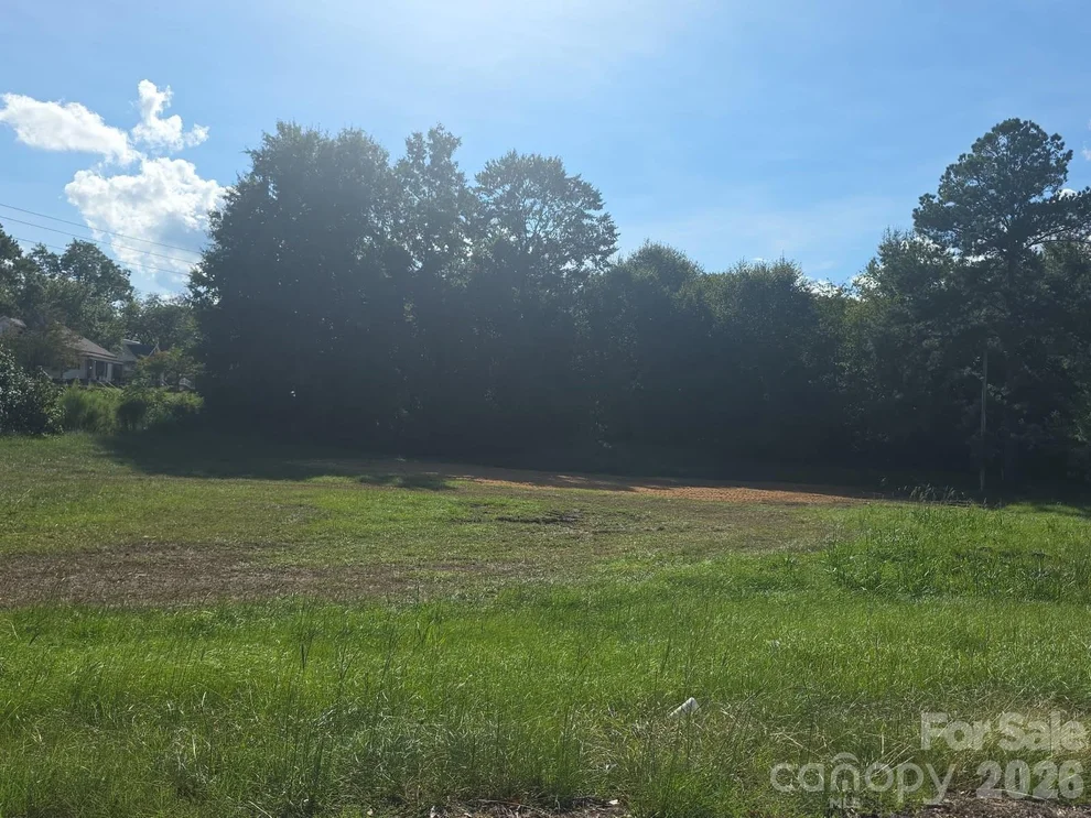 Unit for sale at 605 E Mcgregor Street, Pageland, SC 29728