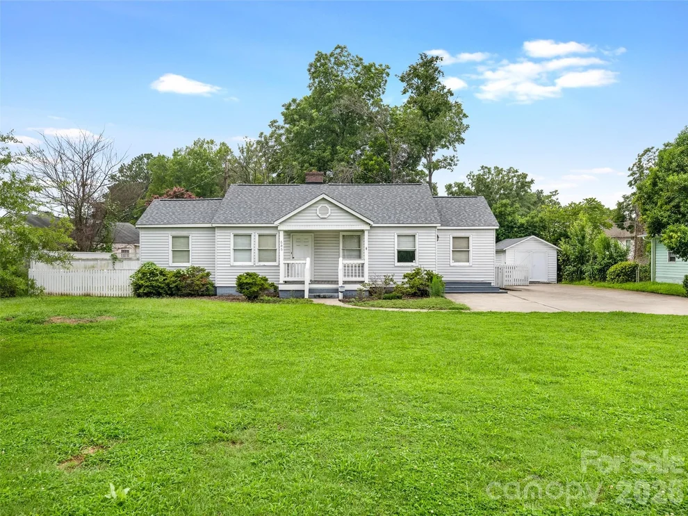 Unit for sale at 646 Marsh Road, Charlotte, NC 28209