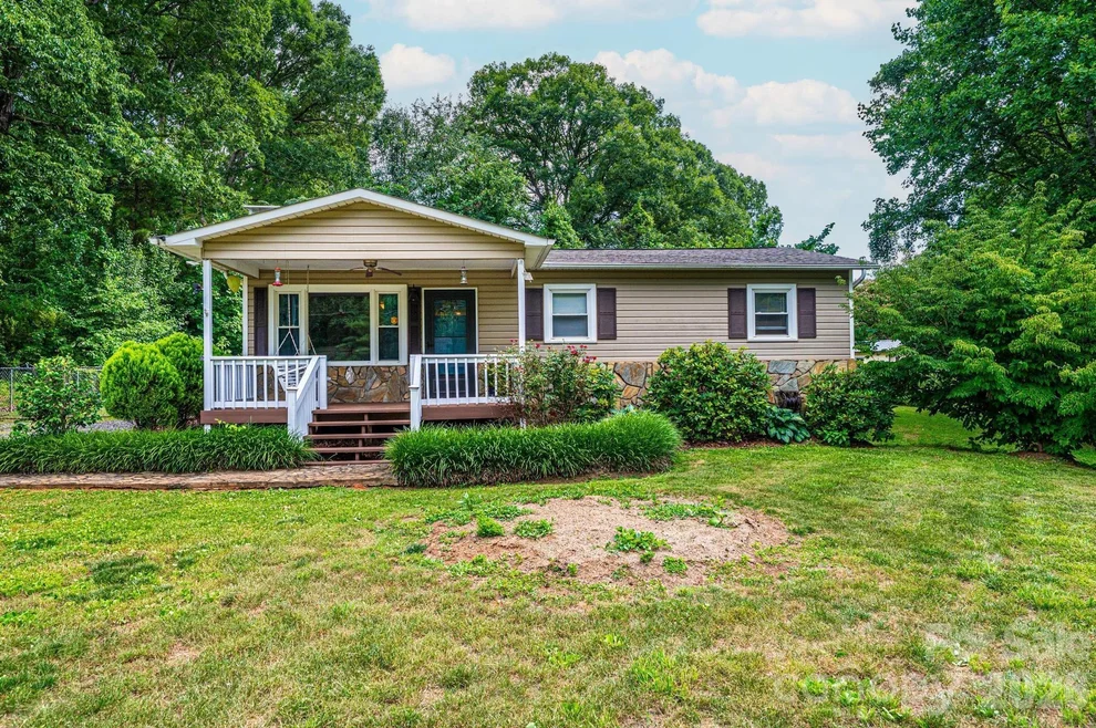 Unit for sale at 2729 Horseford Road, Lenoir, NC 28645