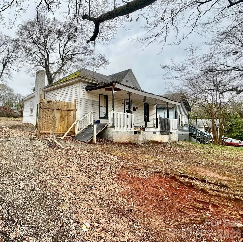 Unit for sale at 624 N Center Street, Spartanburg, SC 29301