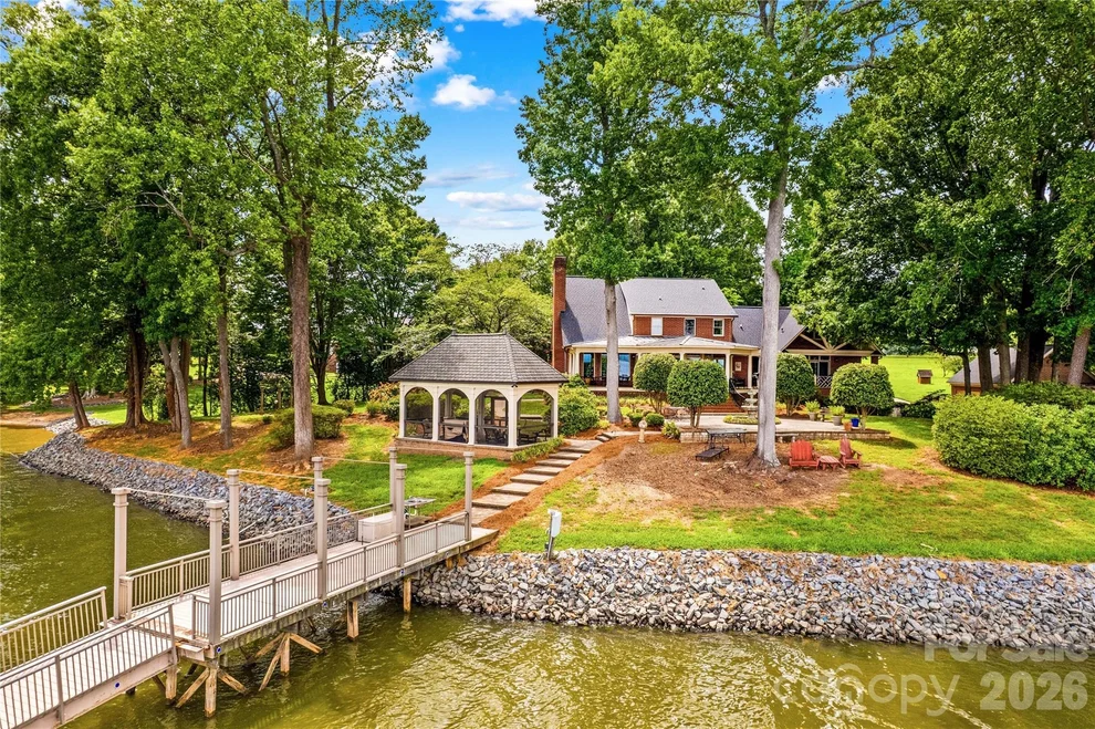Unit for sale at 810 Fox Hollow Lane, Salisbury, NC 28146