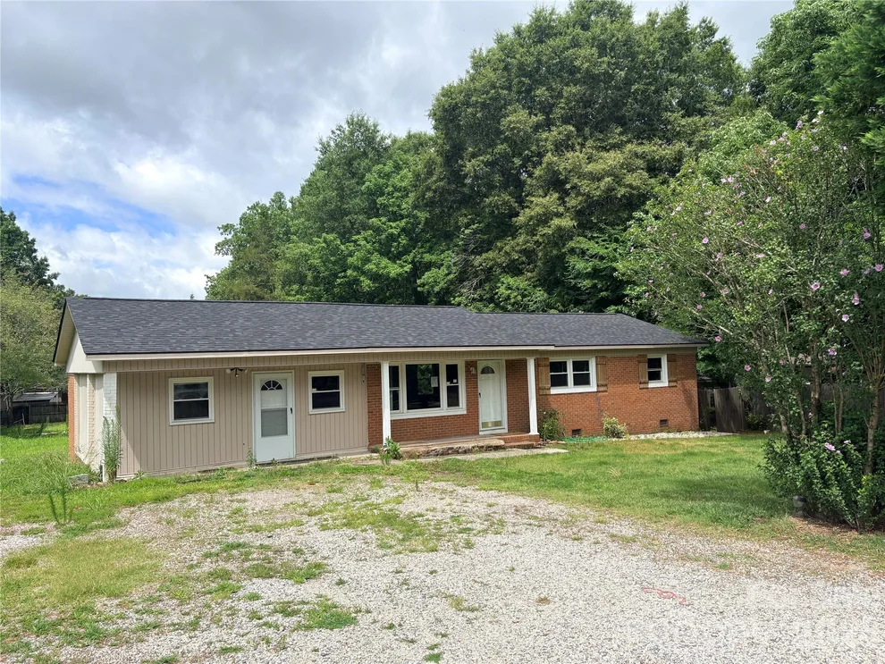Unit for sale at 620 Baker Place Road, Lancaster, SC 29720