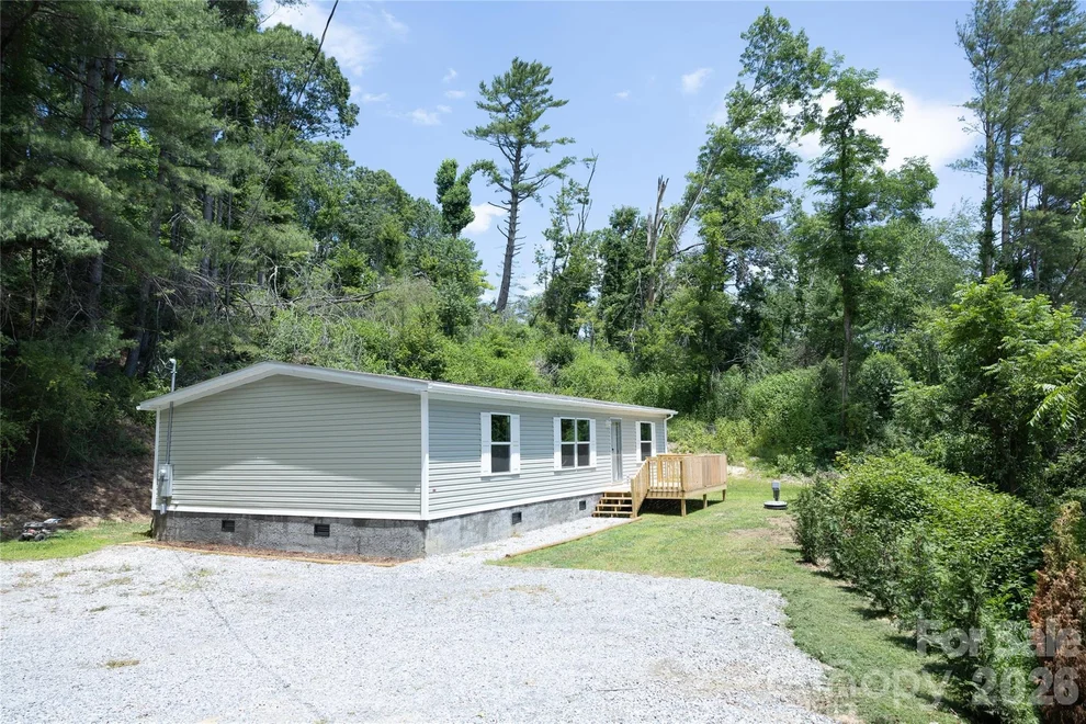 Unit for sale at 157 Berry Street, Spruce Pine, NC 28777