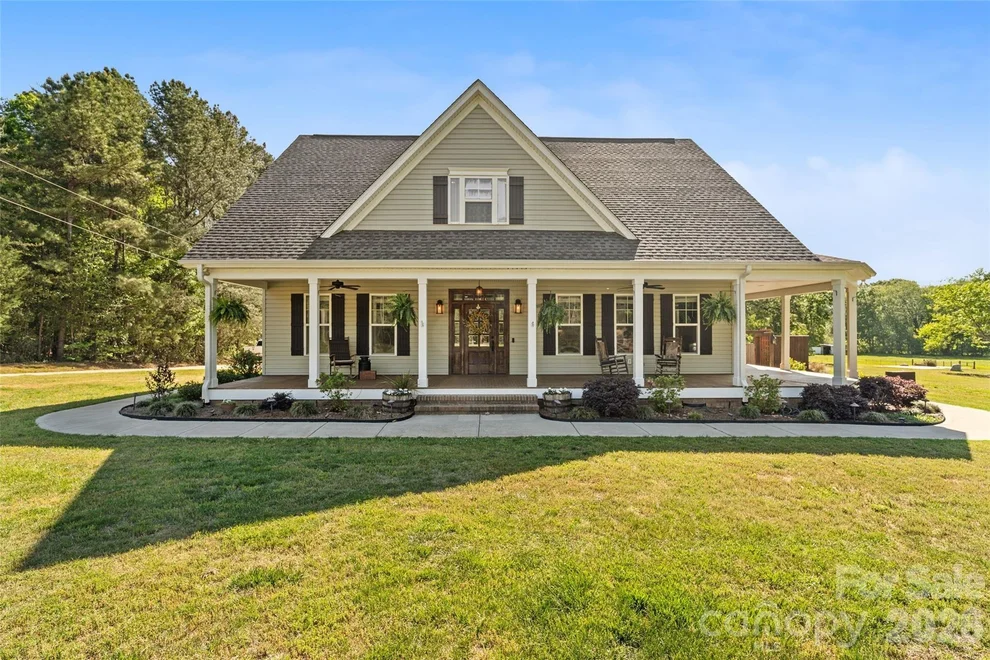 Unit for sale at 3071 Hilton Road, Rock Hill, SC 29732