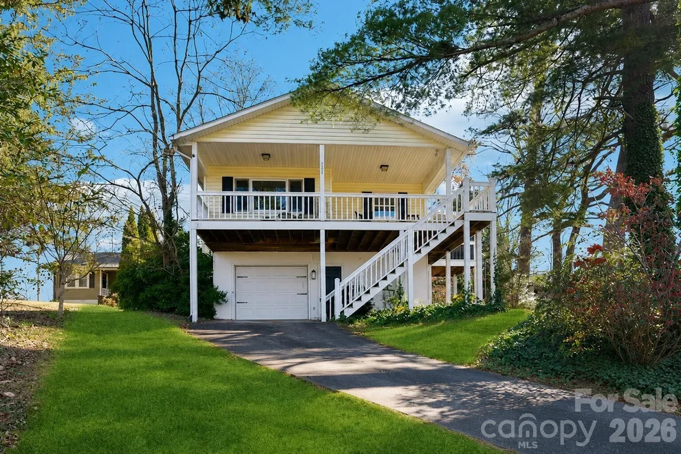Unit for sale at 121 Oak Terrace, Arden, NC 28704