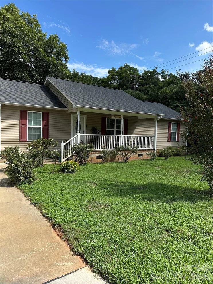 Unit for sale at 33 Railroad Avenue, York, SC 29745