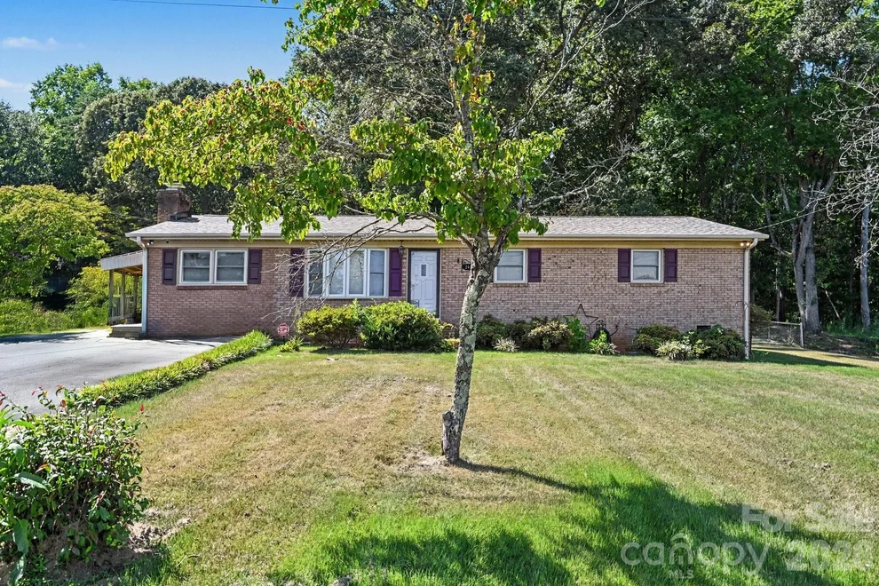 Unit for sale at 141 Howie Street, Mount Holly, NC 28120