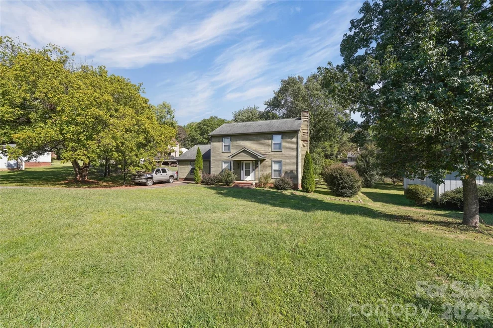 Unit for sale at 204 Hughey Drive, Gastonia, NC 28056