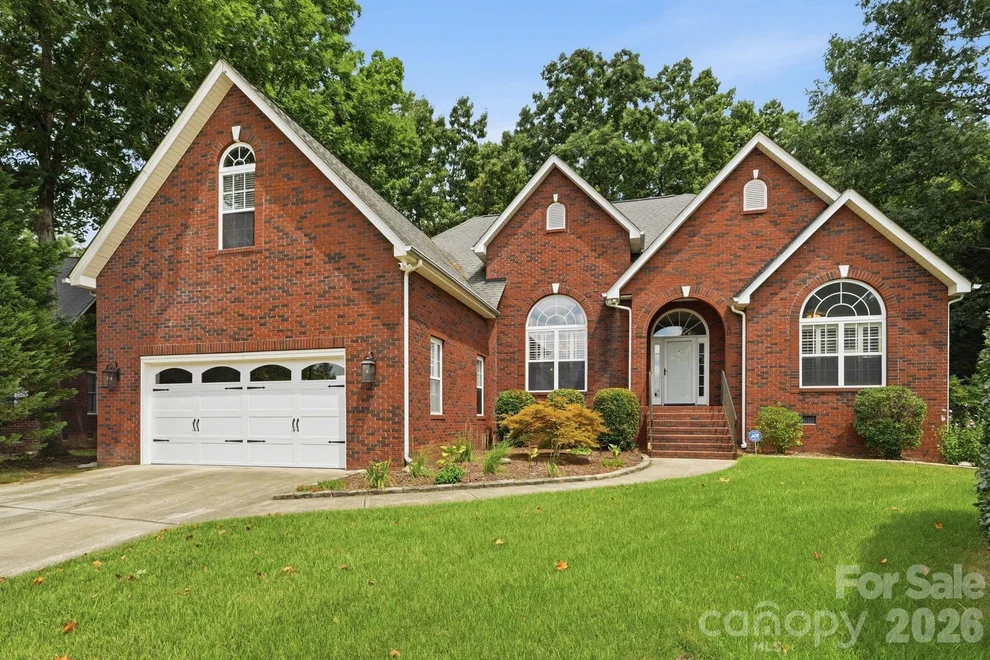 Unit for sale at 1366 Crown Ridge Drive, Fort Mill, SC 29708
