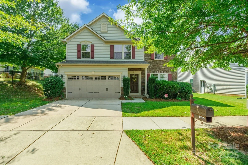 Unit for sale at 1737 Felts Parkway, Fort Mill, SC 29715