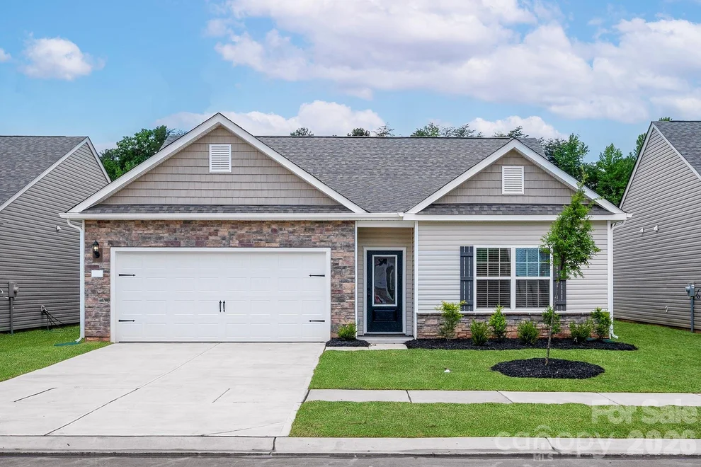Unit for sale at 3626 Narrow Lane, Charlotte, NC 28215