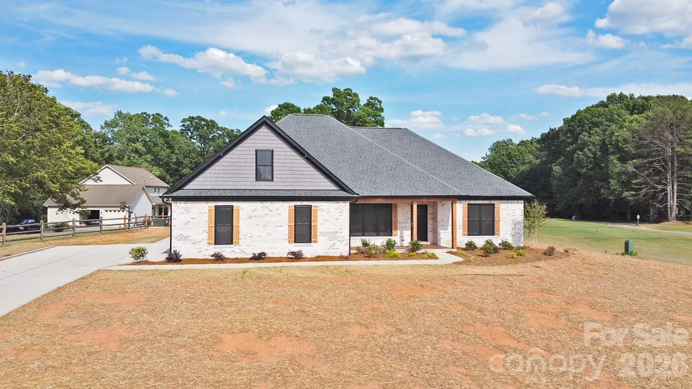 Unit for sale at 935 Lake Wright Road, China Grove, NC 28023