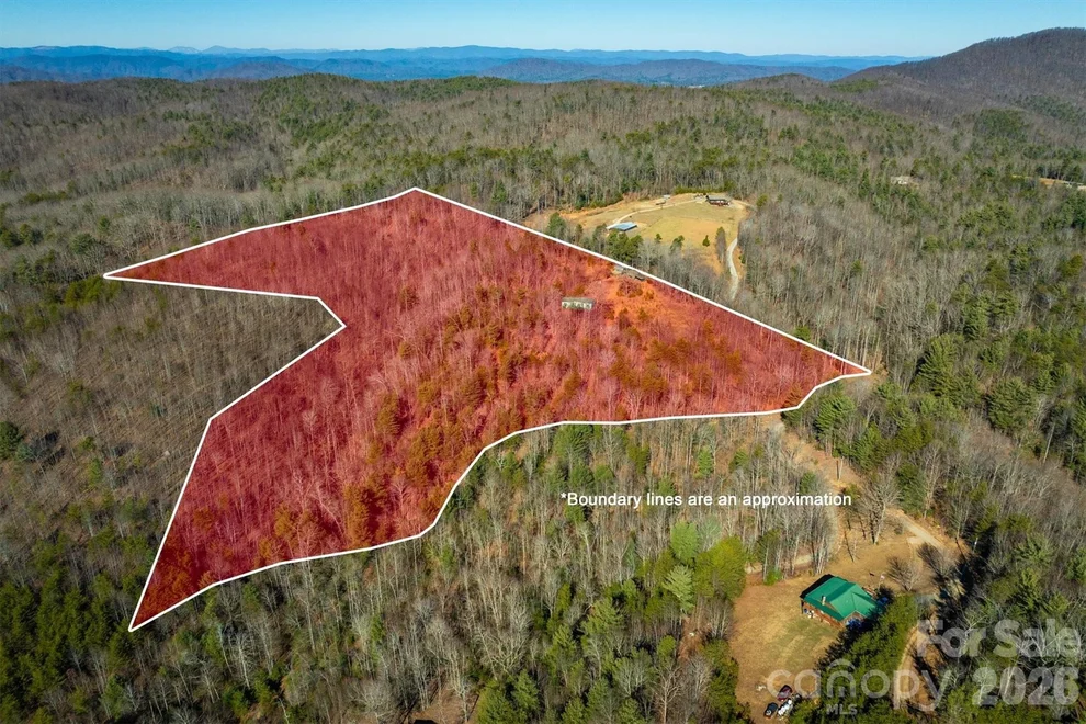 Unit for sale at 2258 Sweet Maple Place, Lenoir, NC 28645