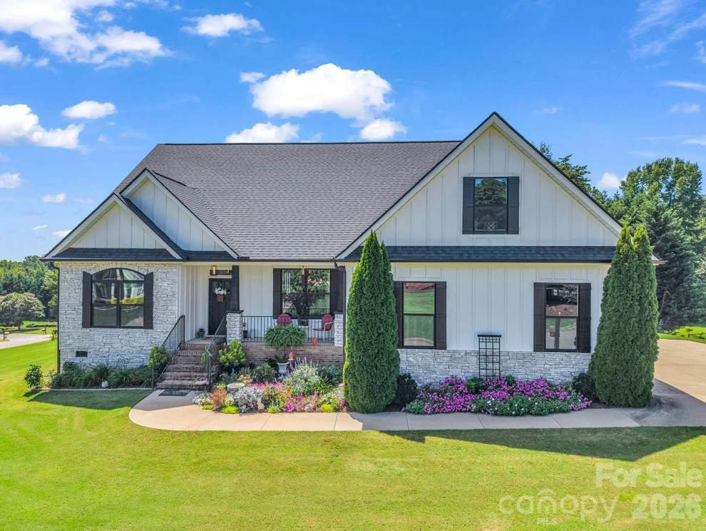 Unit for sale at 718 Tinsberry Lane, Inman, SC 29349