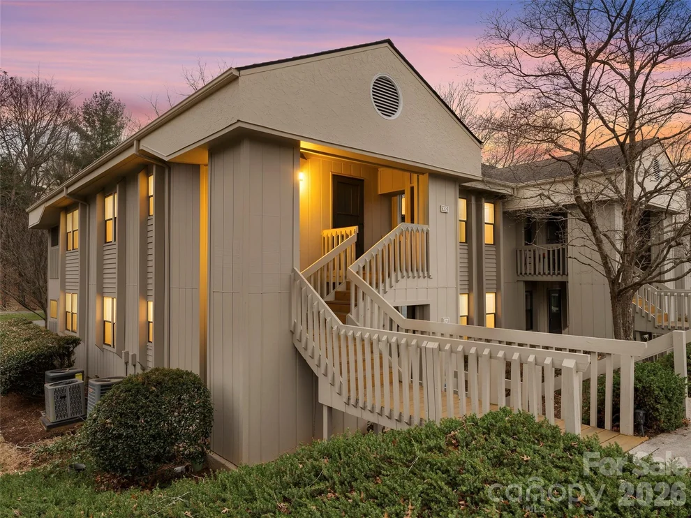 Unit for sale at 102 Abbey Circle, Asheville, NC 28805