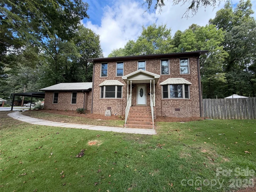 Unit for sale at 121 Goodman Circle NE, Concord, NC 28025