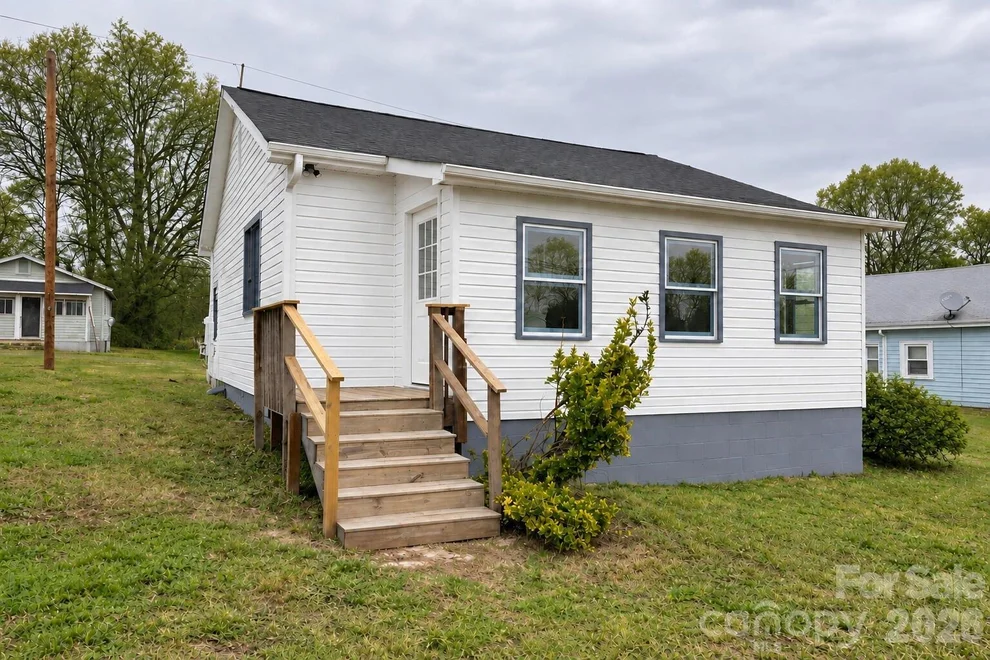 Unit for sale at 105 E Hartford Avenue, Bessemer City, NC 28016