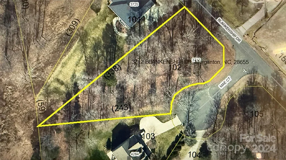 Unit for sale at 3712 Blankenship Drive, Morganton, NC 28655