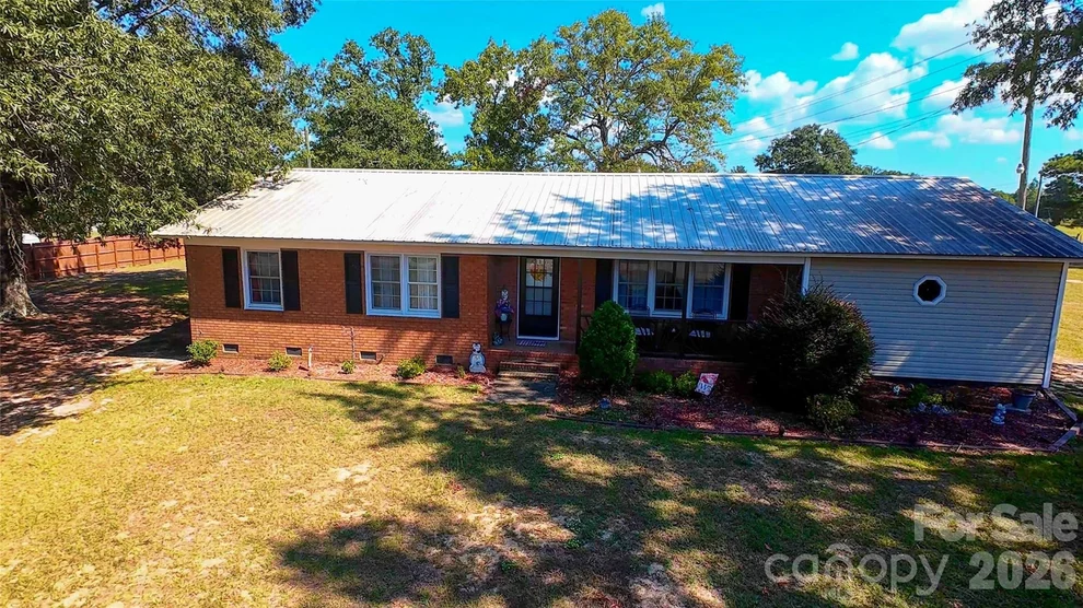 Unit for sale at 1467 Airport Road, Pageland, SC 29728