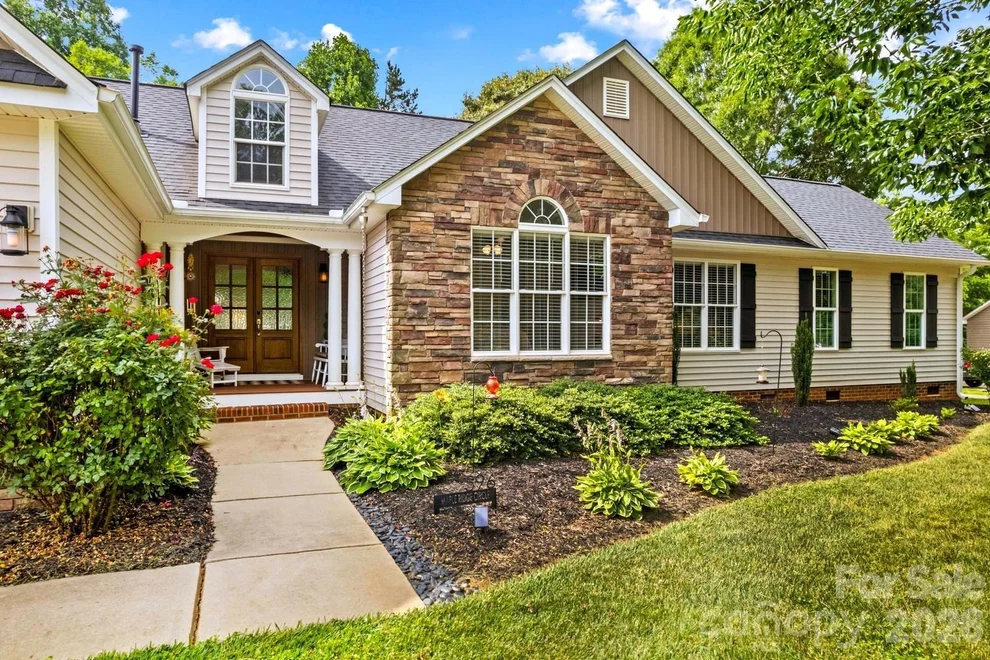 Unit for sale at 596 Maple Ridge Circle, Salisbury, NC 28147