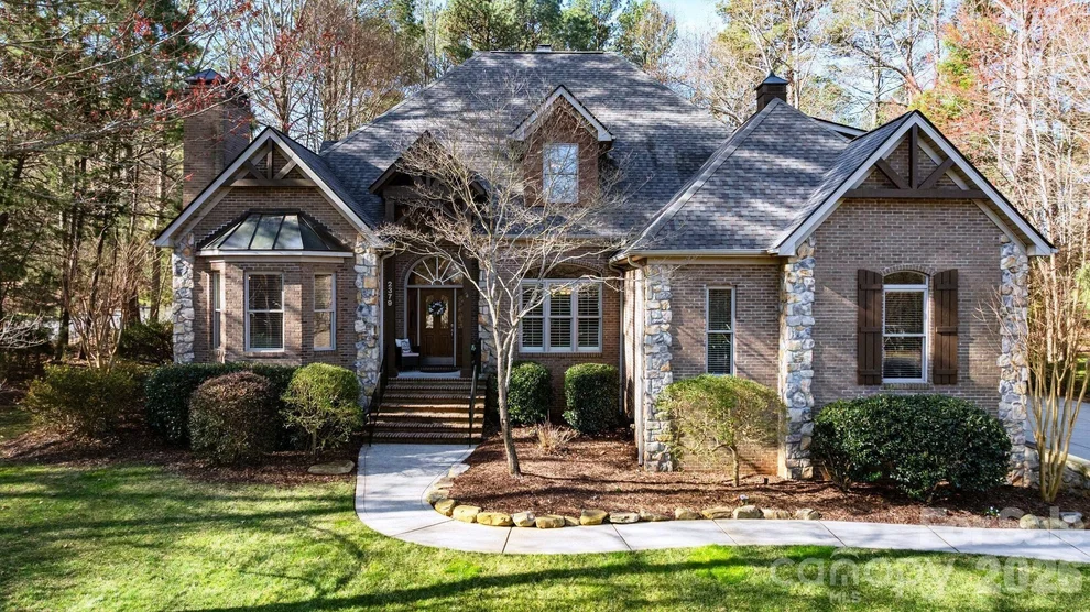 Unit for sale at 2379 Metcalf Drive, Sherrills Ford, NC 28673