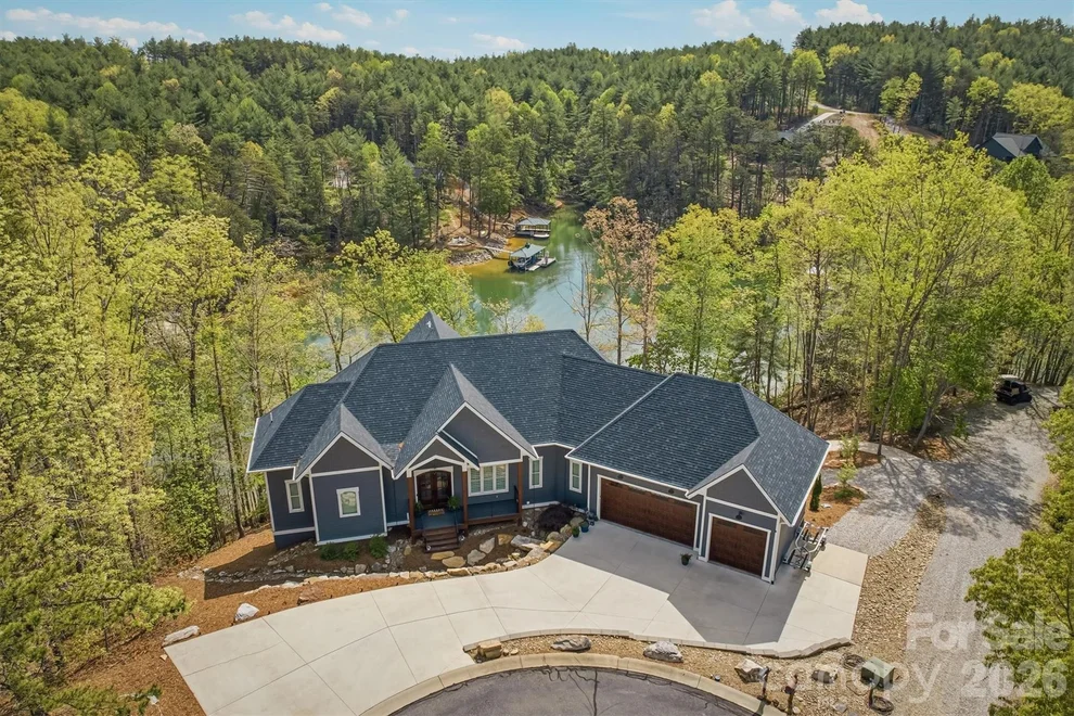 Unit for sale at 10 Otter Cove Court, Nebo, NC 28761