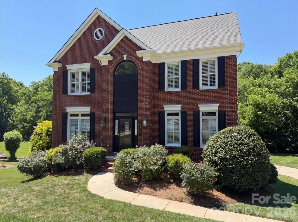 Unit for sale at 15130 Stonegreen Lane, Huntersville, NC 28078