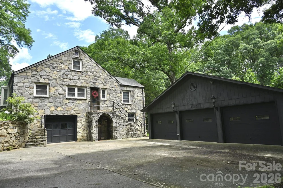 Unit for sale at 920 Sand Hill Road, Asheville, NC 28806