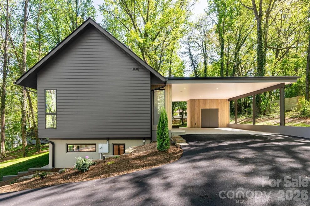 Unit for sale at 137 English Drive, Candler, NC 28715