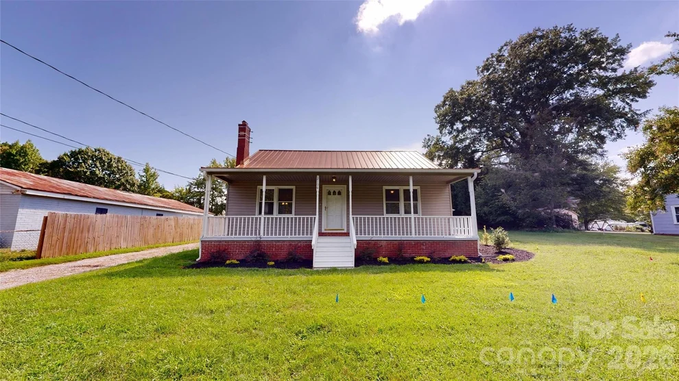 Unit for sale at 2106 Statesville Highway, Mooresville, NC 28115